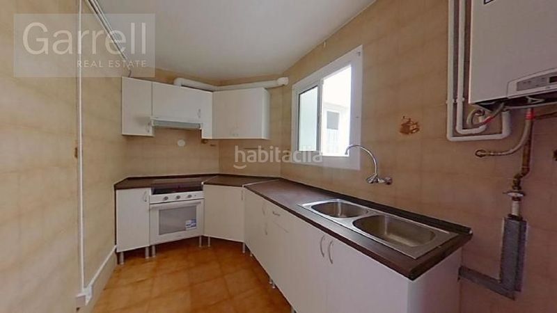 Foto d66b1fa3-6197-4dd2-a778-5129466c3061. Pis a Els Pins Blanes
