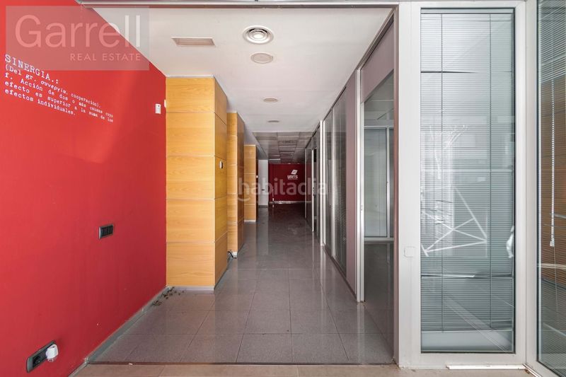 Foto aff2a75f-c1f8-4c31-a4df-961277b63913. Local comercial a Centre-Estació Gavà