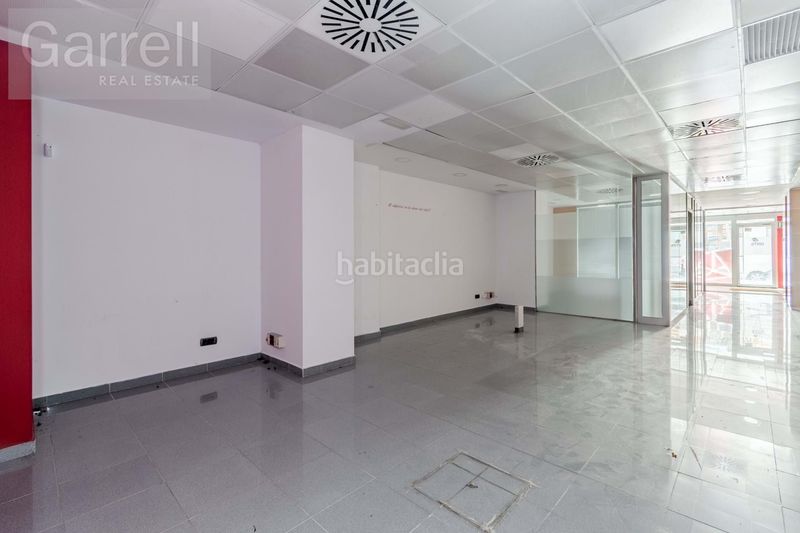 Foto d9998cf2-d6b1-436e-88b3-10e4ec276653. Local comercial a Centre-Estació Gavà