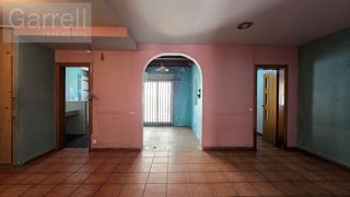 Semi detached house  Cl sevilla 
 cornella de llobregat (barcelona)