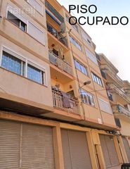 Pis a CL CARAVEL.LA  Es: Pl: Pt:
 BLANES (GIRONA)