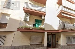 Pis  Cl vila de lloret  es: pl: pt:
 blanes (girona). Este piso de 134 m, ubicado en blanes, ofrece tres habitaciones