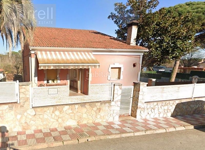 Foto 2aff6fc0-0a25-4b26-b0e8-d8834eedc9f7. Casa adossada a Caldes de Malavella