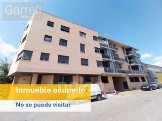Etagenwohnung  Av ernest lluch 
es: pl: pt:c
 alcarras [lleida]. Este apartamento de 95 m, localizado em alcarràs, oferece três q