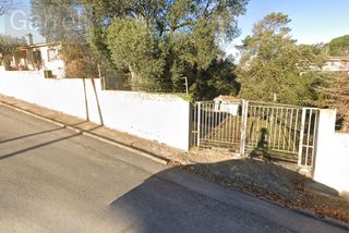 Terreny residencial a carrer LLORET DE MAR S.C.R. 
 SANTA COLOMA DE FARNERS (GIRONA)