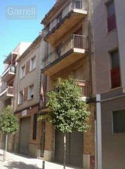 Pis  Cl josep castella  es: pl: pt:
 mataro (barcelona). Alquilado. descubra este apartamento de 4 habitaciones en mataró