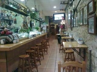 Local commercial  Calle general elizaicin. Restaurante en zona carolinas