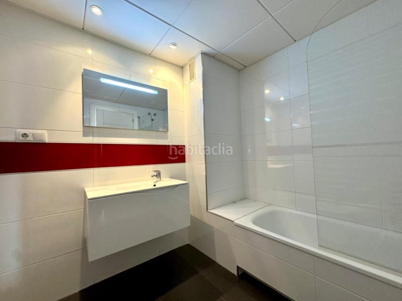 Foto 09095d5e-91c8-4938-aada-6ad61d6e5cc5. Rent flat with heating in Barrio del Centro Alicante