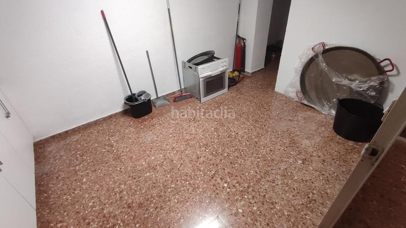 Foto 06299b44-8ca1-46f2-8626-a9c348a90de0. Oficina  en plaza de los luceros en Mercado Alicante