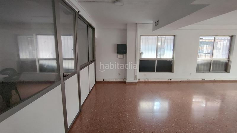 Foto 7afef196-c7f2-4a98-9bb6-cdc57d3a8c21. Oficina  en plaza de los luceros en Mercado Alicante