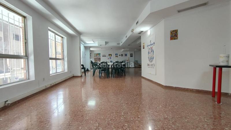 Foto dafeb298-79f5-42ca-a3b5-d24d54fa657f. Oficina  en plaza de los luceros en Mercado Alicante