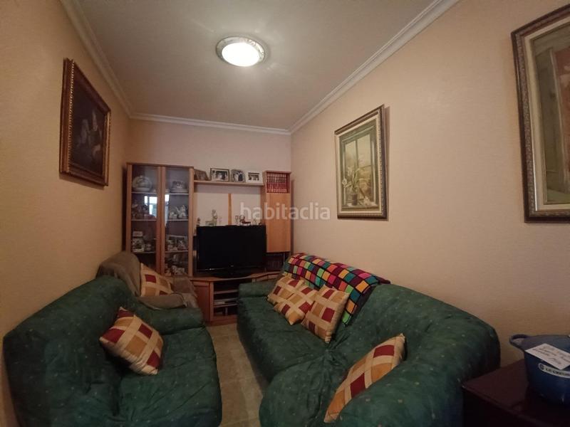 Foto d00c5394-860b-4141-9ffe-5165a60a4115. Gebäude in Mercado Alicante