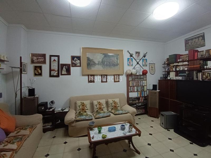 Foto dad49a88-2d41-4176-9468-6e96750d55dd. Gebäude in Mercado Alicante