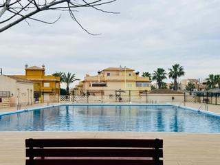 Casa adossada en Monte Faro-Altomar II. Coqueto bungalow en gran alacant