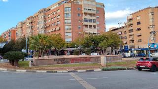 Aparcament cotxe a Campoamor