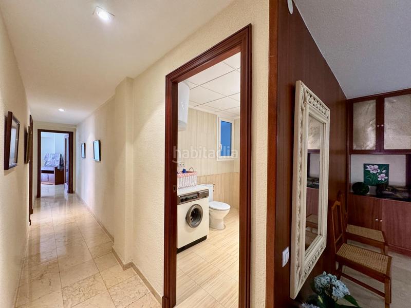 Foto d5b137ef-0e4e-48a6-96e3-bcad258daa94. Etagenwohnung in Barrio del Centro Alicante