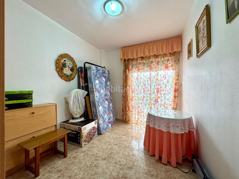 Foto 0e747656-cc43-44b9-904e-fc69e0a9cdbb. Pis a Campello Playa Campello (el)