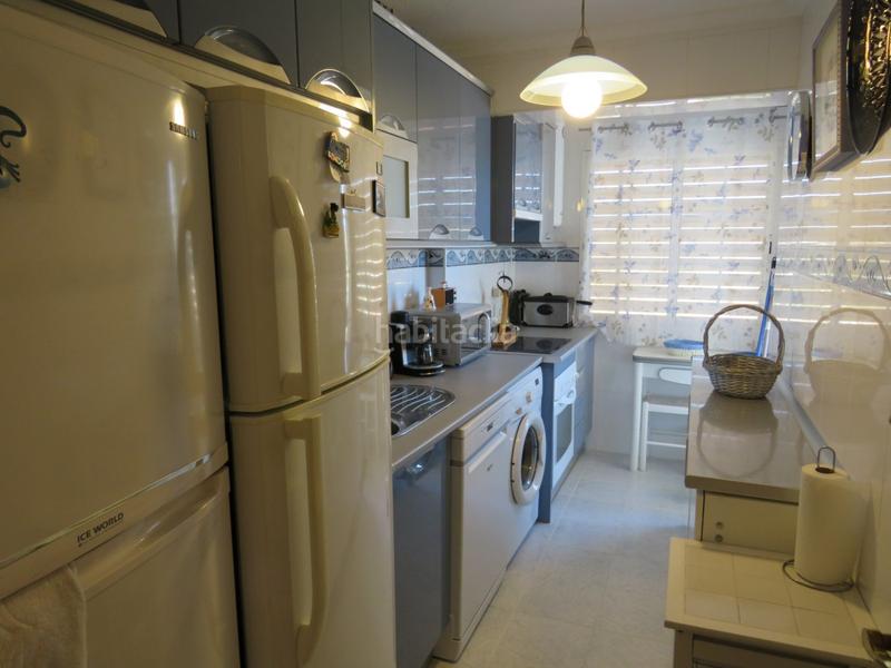 Foto c87c5851-498f-4546-8380-de2b25403bc3. Pis amb calefacció aparcament piscina a Playa Muchavista Campello (el)