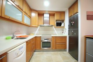Lloguer Pis a Benalúa. Gran piso de 4 habitaciones en el barrio de benalua