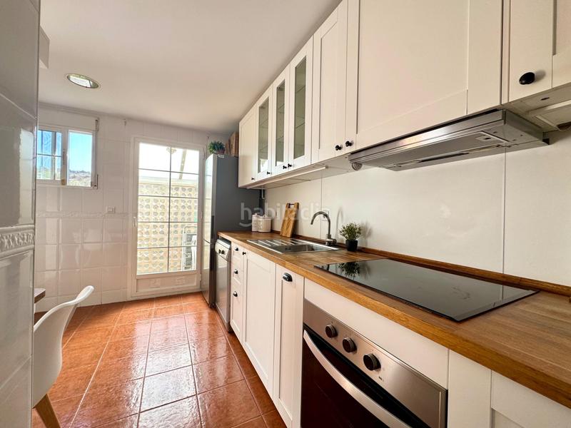 Foto 0170121a-11a8-4b86-9248-be506b752e03. Lloguer casa adossada amb calefacció aparcament piscina a Alicante