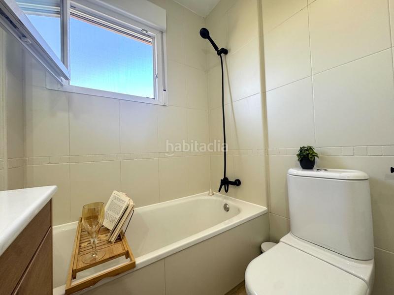 Foto bd0e209d-685f-4e76-8847-6b20d6c79bf7. Lloguer casa adossada amb calefacció aparcament piscina a Alicante