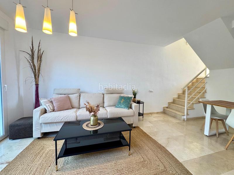 Foto 55402cc9-ec22-42b7-a59f-0e24c03800ba. Location maison jumelée avec chauffage parking piscine dans Alicante