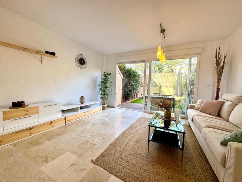 Foto 9c007251-1729-4e05-a978-7083b7ee98ae. Location maison jumelée avec chauffage parking piscine dans Alicante