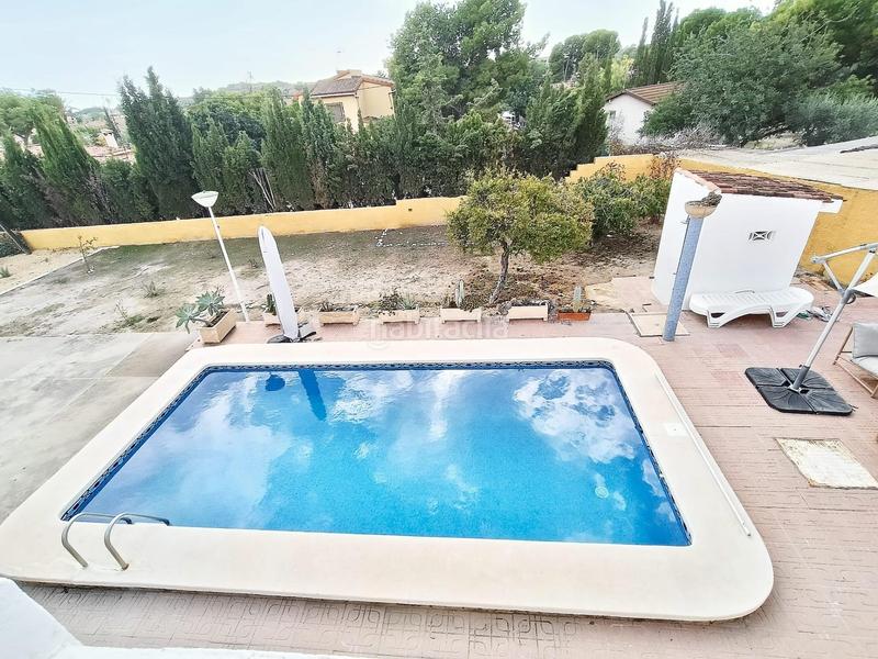 Foto ca098e66-2f87-445e-9edd-b4108df36458. Chalet mit parking pool in La Huerta Mutxamel