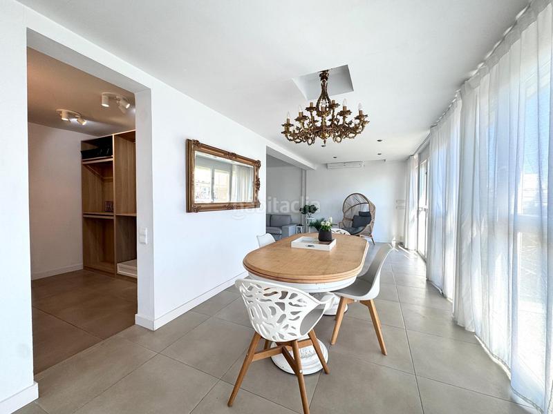 Foto 1cf5a8ba-e5fc-4a64-8e90-f0de3a790c4b. Àtic amb calefacció a Ensanche-Diputación Alicante