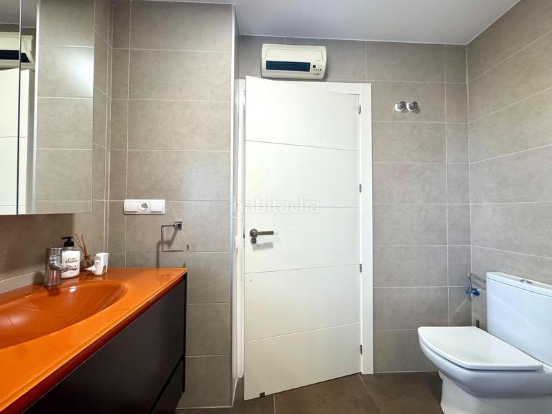 Foto 3abc1b9e-3434-403a-a732-24df60d49a04. Àtic amb calefacció a Ensanche-Diputación Alicante