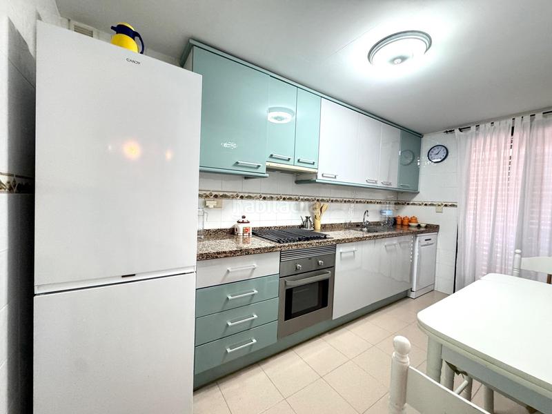 Foto 62c8164d-ac7b-4a2d-8686-e7453cea39f3. Location appartement avec chauffage parking piscine dans Alicante