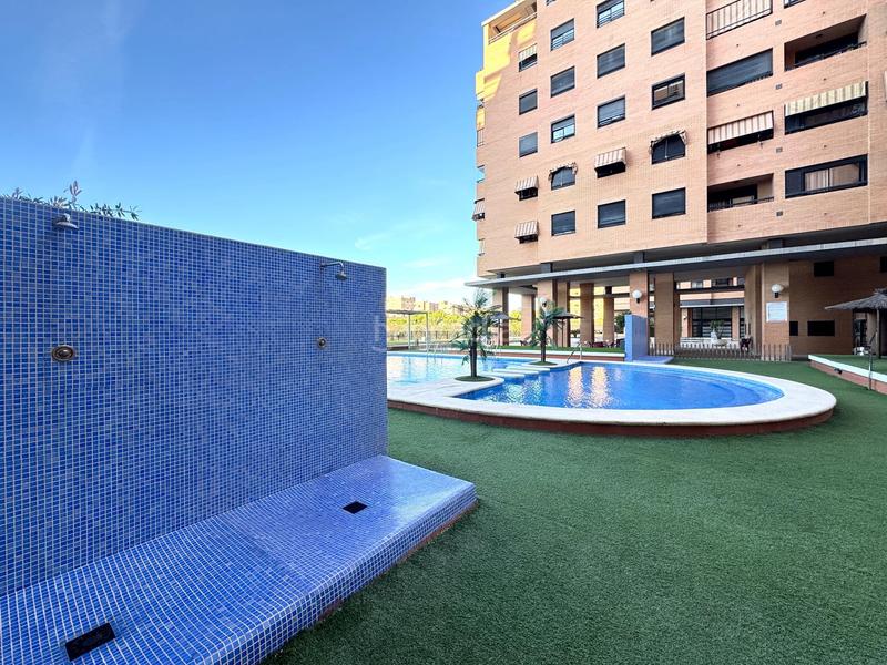 Foto 7f8947ec-bb34-4ece-82a7-a1864be17dcd. Location appartement avec chauffage parking piscine dans Alicante