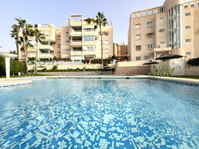 Foto e54bee64-3443-4559-9d08-477e69665618. Àtic amb aparcament piscina a Playa Muchavista Campello (el)