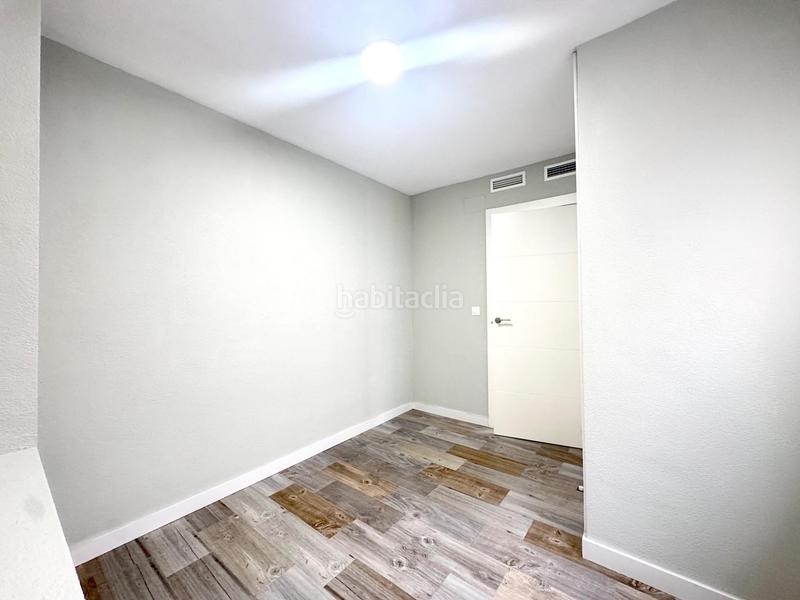 Foto 7684fe80-e4f1-4a22-8f1e-33a2a7634dc5. Appartamento con parcheggio in Campoamor Alicante