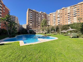 �tic en Paus - Pol�gono San Blas. �tico d�plex con  terraza en pau 2  alicante