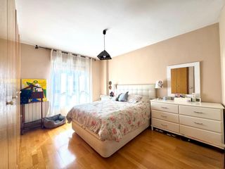 Àtic a Paus - Polígono San Blas. Ático dúplex con  terraza en pau 2  alicante