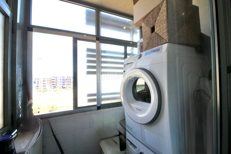 Foto c08d020c-fd1c-4fc7-8953-369393ea16b9. Àtic amb calefacció aparcament piscina a Paus - Polígono San Blas Alicante