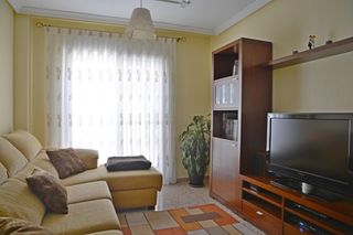 Pis en San Blas. En venta vpo en san blas, 4 dormitorios, garaje y trastero