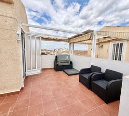 Semi detached house in Monte y Mar. Oportunidad bungalow en gran alacant
