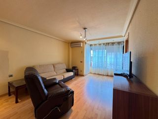Alquiler Apartamento en Ensanche-Diputación. Apartamento en alquiler de 1 dormitorio, en el centro de alicant
