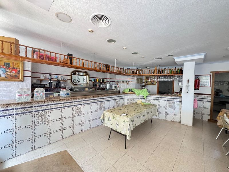 Foto fc7dbde1-0248-404f-b980-c93688903c9b. Local comercial a Campello Playa Campello (el)