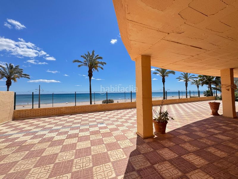 Foto 6520f6ad-e8c0-485f-a9d5-f0b96aa5bc46. Planta baixa amb aparcament piscina a Playa Muchavista Campello (el)