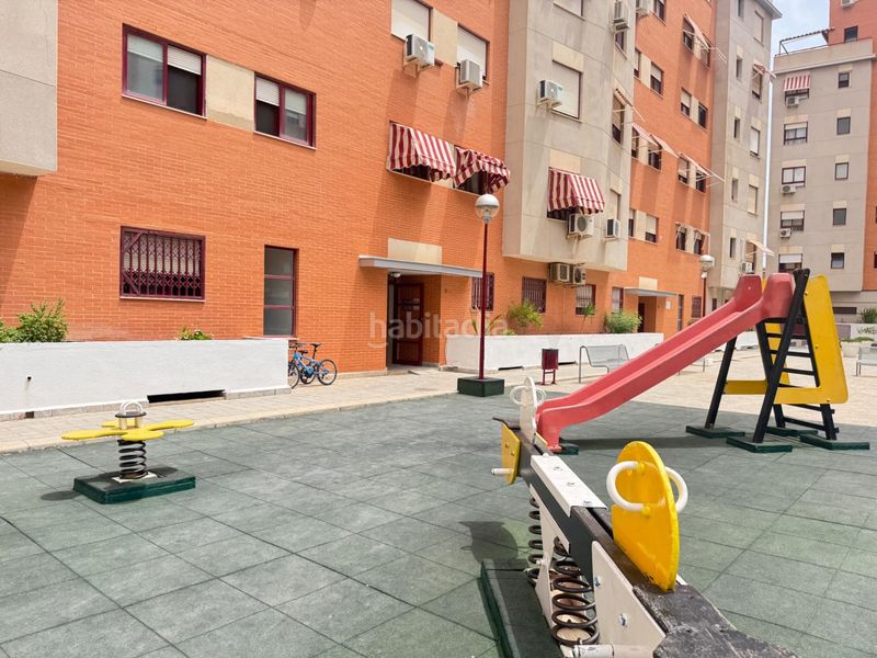 Foto 4a0fd232-1f0b-4581-ba57-1721d93d3a43. Pis amb aparcament piscina a Albufereta Alicante