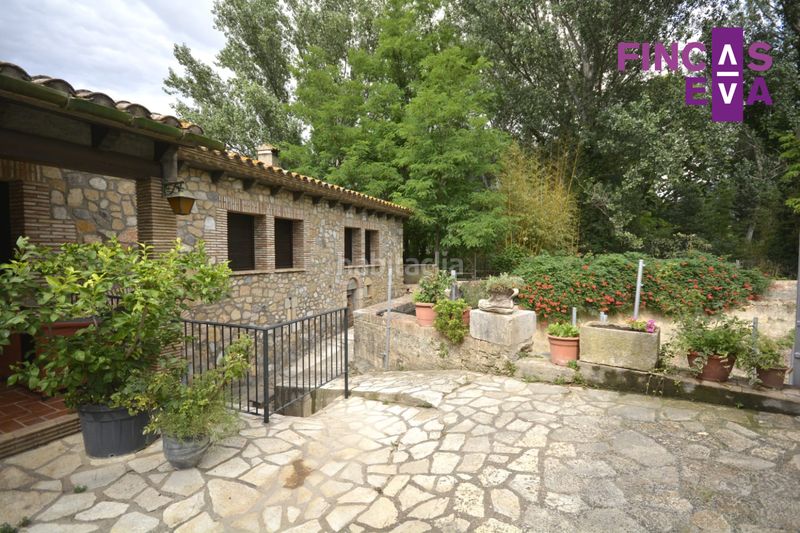 Foto af07e092-8e13-4b61-888e-7c12bbfb4178. Casa amb calefacció a Borrassà