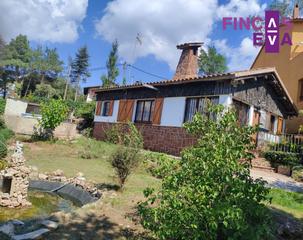 Haus  Prades - carrer de  jaume huguet. Bonito chalet rústico con terreno y piscina en prades