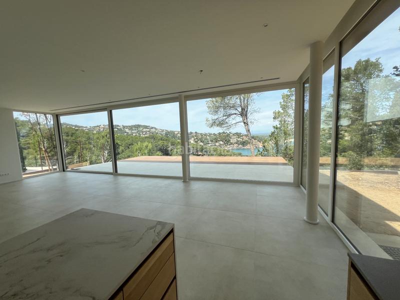 Foto e42c9f4e-a43d-4171-9701-1a8bdbdc70ea. House with heating parking in Begur Begur