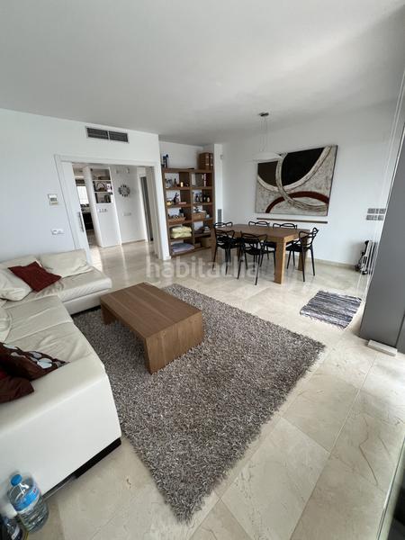 Foto 917285ef-8acf-4f5d-9971-3433d3efedee. Casa chalet pareado en venta en calle dels pins en Torredembarra