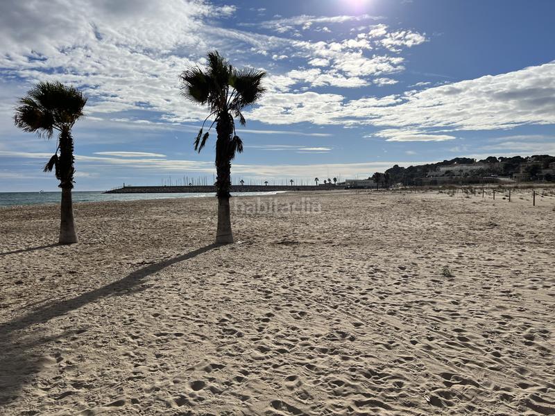 Foto 9a16f61c-e139-4075-9a1e-0d2819bed640. Casa chalet pareado en venta en calle dels pins en Torredembarra