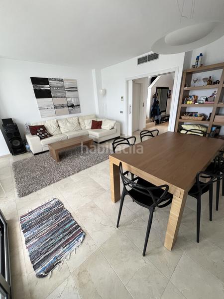 Foto d59763b7-5151-4cfd-a378-8a38d5bec6e2. Casa chalet pareado en venta en calle dels pins en Torredembarra