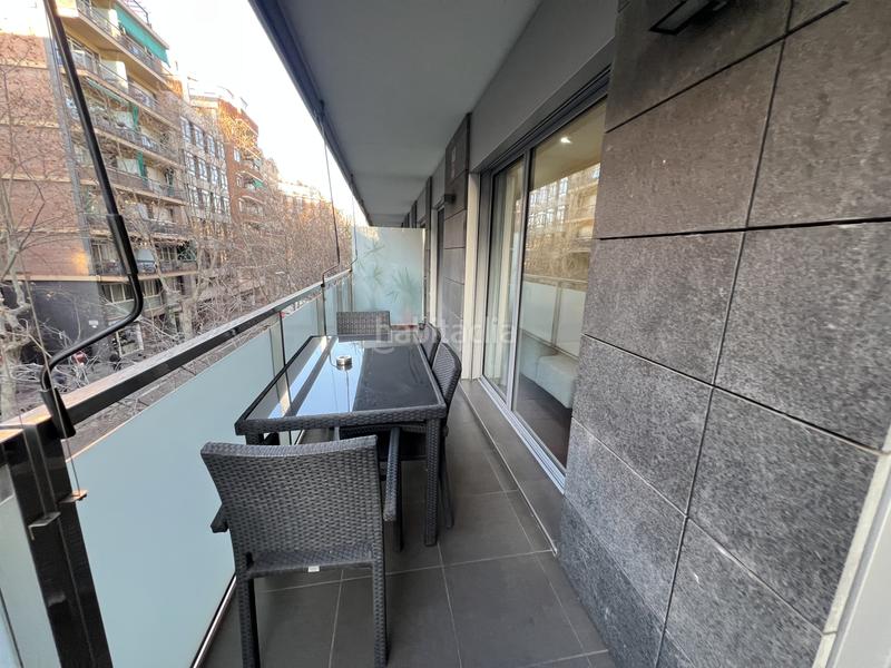 Foto 79499fd4-5b20-48fd-9f7b-965d5d99c402. Piso espectacular piso con terraza en calle parís en Barcelona